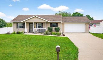2403 W AMERICAN Dr, Neenah, WI 54956