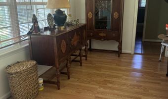 173 Enniis Berry Ln, Alexander City, AL 35010