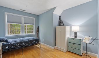 20 Lamplight Dr 29, Atkinson, NH 03811