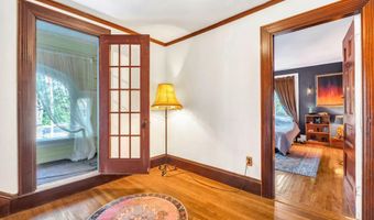 21 Laurel Ave, Auburn, ME 04210