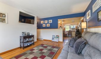 10 Tanglewood Rd, Albany, NY 12205