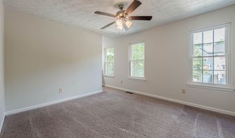 6614 Meadow Grn, Peachtree Corners, GA 30092