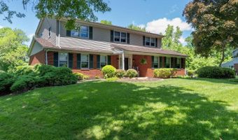 114 W SAVANNAH Dr, Bear, DE 19701