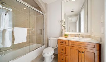 15850 Seville Ln, Encino, CA 91436