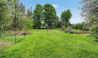 498 Montgomery Rd, Berkshire, VT 05447