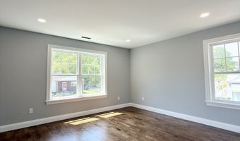 420 Greenwood St, Bridgeport, CT 06606