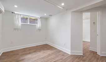 1514 NEWTON St NW B2, Washington, DC 20010