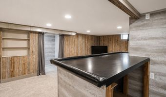 2102 E Oakland Ave, Austin, MN 55912