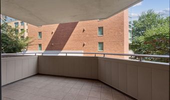 1001 N VERMONT St 212, Arlington, VA 22201