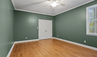 510 Chippendale Ln, Boiling Springs, SC 29316