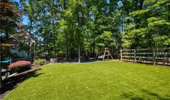 265 Oakhurst Leaf Dr, Alpharetta, GA 30004