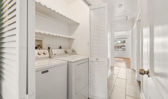 1648 Hollywood Blvd, Biloxi, MS 39531