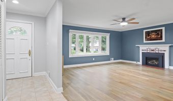 8323 BLOWING ROCK Rd, Alexandria, VA 22309