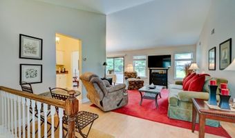 16 Great Horned Owl Ct, Allamuchy Twp., NJ 07840