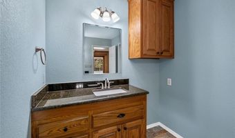 36 Kensington Dr, Bella Vista, AR 72715