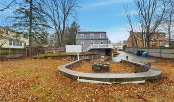 252 S Main St, Coventry, RI 02816