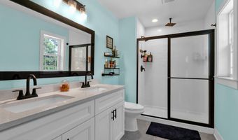 1352 Anchor Ave, Beachwood, NJ 08722
