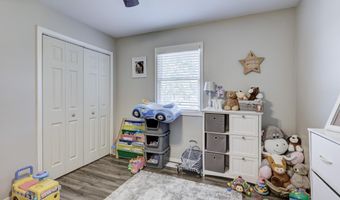 637 W 30th St, Baxter Springs, KS 66713