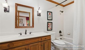 659 Clubhouse Dr E1, Banner Elk, NC 28604