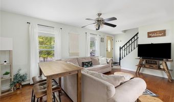 121 Spofford Ave, Warwick, RI 02888