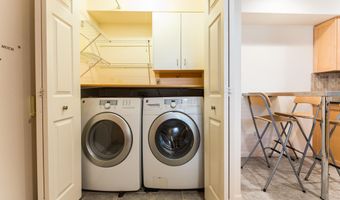 128 Ponds View Dr, Ann Arbor, MI 48103
