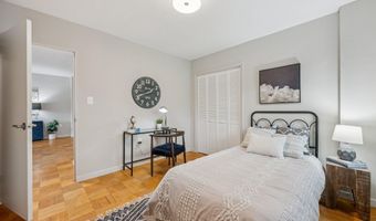 3000 SPOUT RUN Pkwy D212, Arlington, VA 22201
