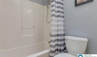 1842 Glacier Dr, Tunkhannock, PA 18610
