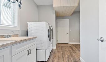 250 Rodeo Rd, Alexandria, MN 56308