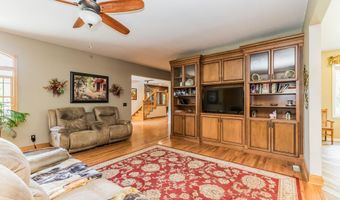 501 W Fox Lake Rd, Angola, IN 46730