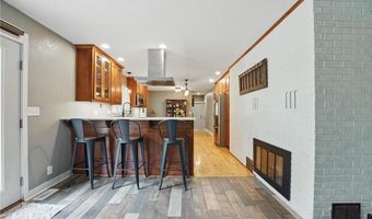 1633 N 600 Rd, Baldwin City, KS 66006