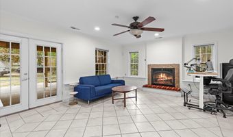 1212 N CLEVELAND St, Arlington, VA 22201