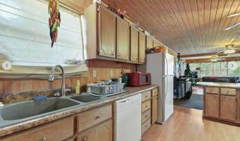 10008 Willow St, Bay St. Louis, MS 39520