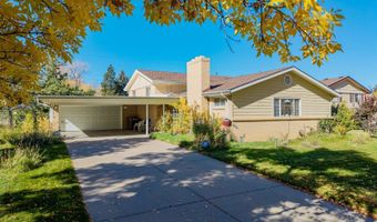 539 Newark St, Aurora, CO 80010