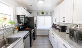 2604 Madaline Dr, Avenel, NJ 07001
