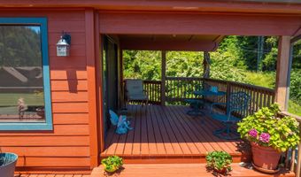 19921 WHALESHEAD Rd U6, Brookings, OR 97415
