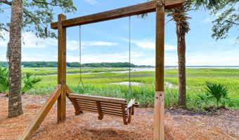 33 Fairway Dr, Bluffton, SC 29910