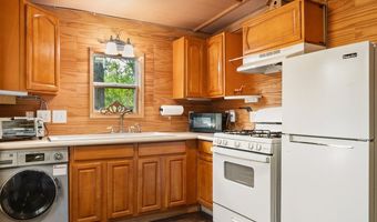 15804 Peapatch Rd, Biloxi, MS 39532