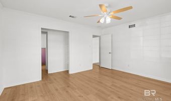 402 E Poplar St, Atmore, AL 36502