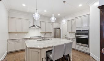 23595 GOLDEN EMBERS Sq, Ashburn, VA 20148