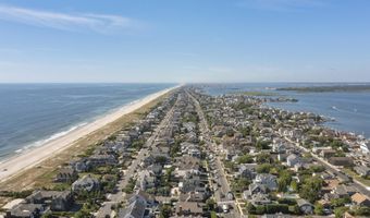 525 East Ave, Bay Head, NJ 08742