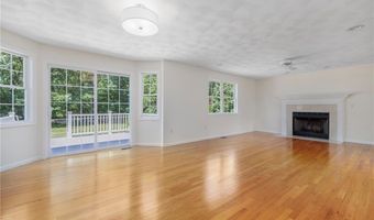 10 GINGER Trl, Coventry, RI 02816