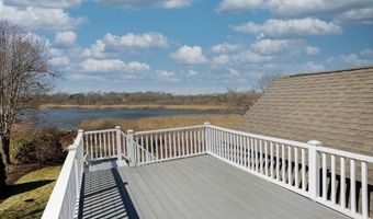 8 Key Ct, Newport, RI 02840
