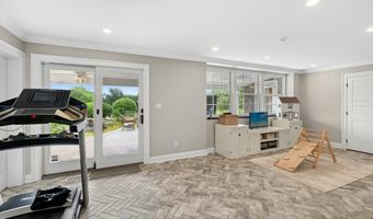 2458 RIVERBEND Rd, Allentown, PA 18103
