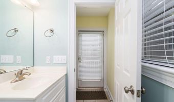 4 Poormans Pepper Trl, Bald Head Island, NC 28461
