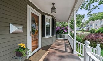 18 East St, Beverly, MA 01915