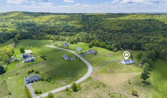 37 Trolly Farm Way, Falmouth, ME 04105