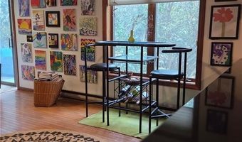 40 Gosnold Rd, North Kingstown, RI 02852