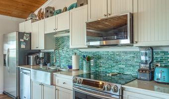 1139 ALLIGATOR Dr, Alligator Point, FL 32346