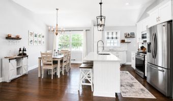 469 East Rd, Belford, NJ 07718