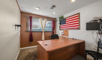 617 Green Blvd, Aurora, IN 47001